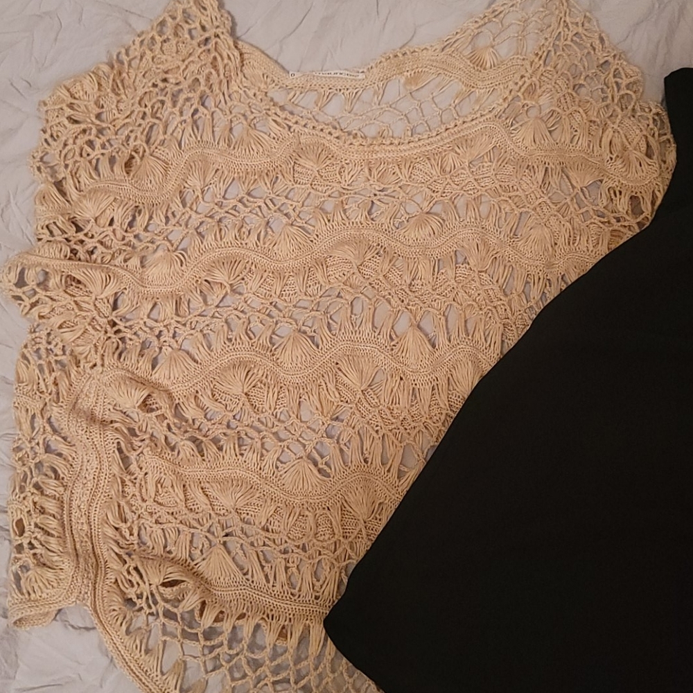 2 maurices tops 💥2 for $18 - Picture 2 of 3